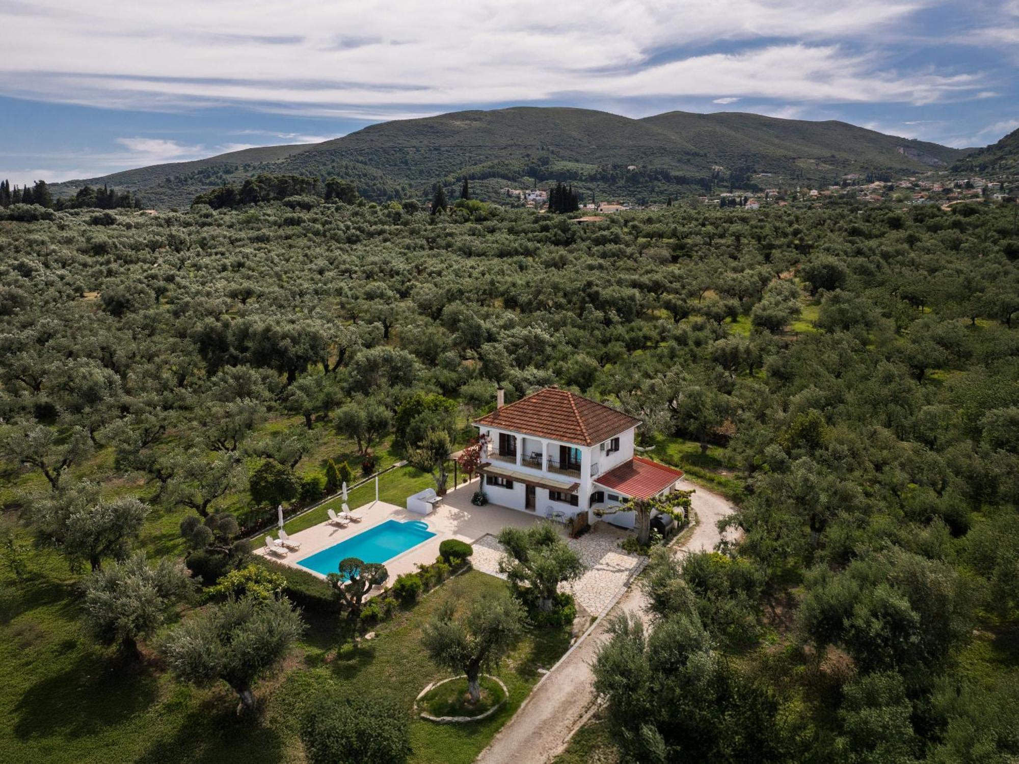 Lola - 3 Bedrooms & Private Pool * Lithakia (Zakynthos)