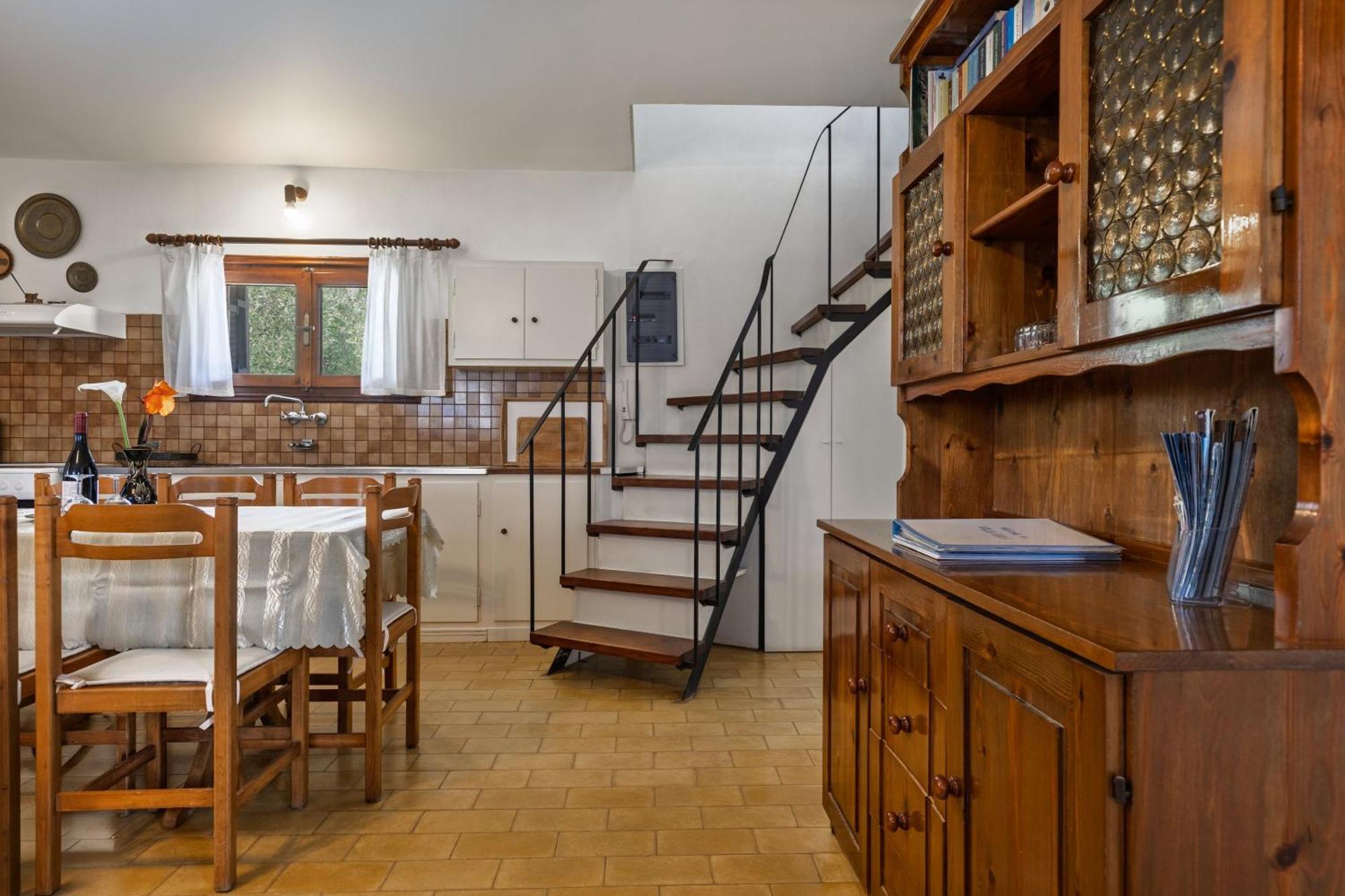 Lola - 3 Bedrooms & Private Pool *