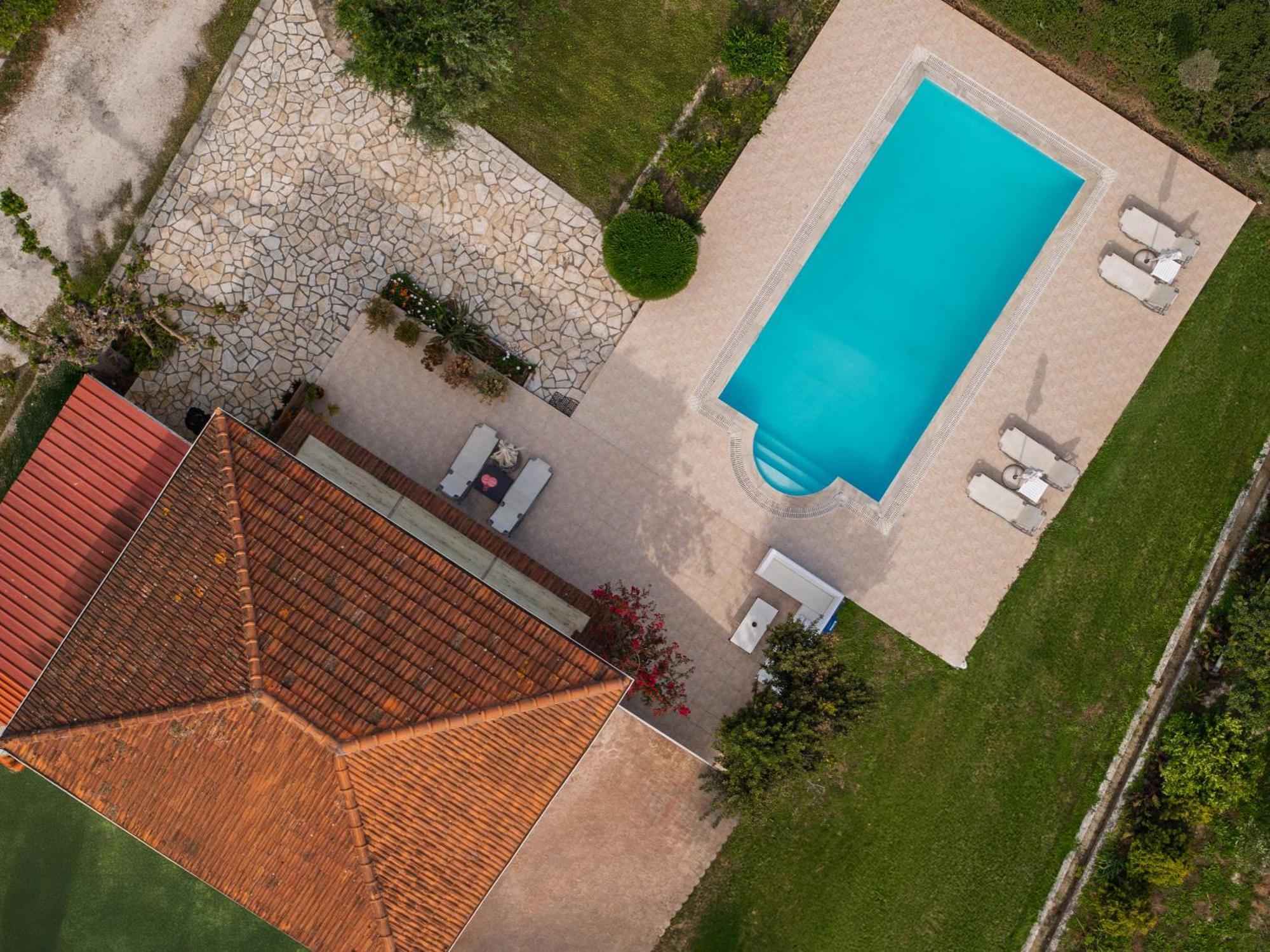 Lola - 3 Bedrooms & Private Pool *